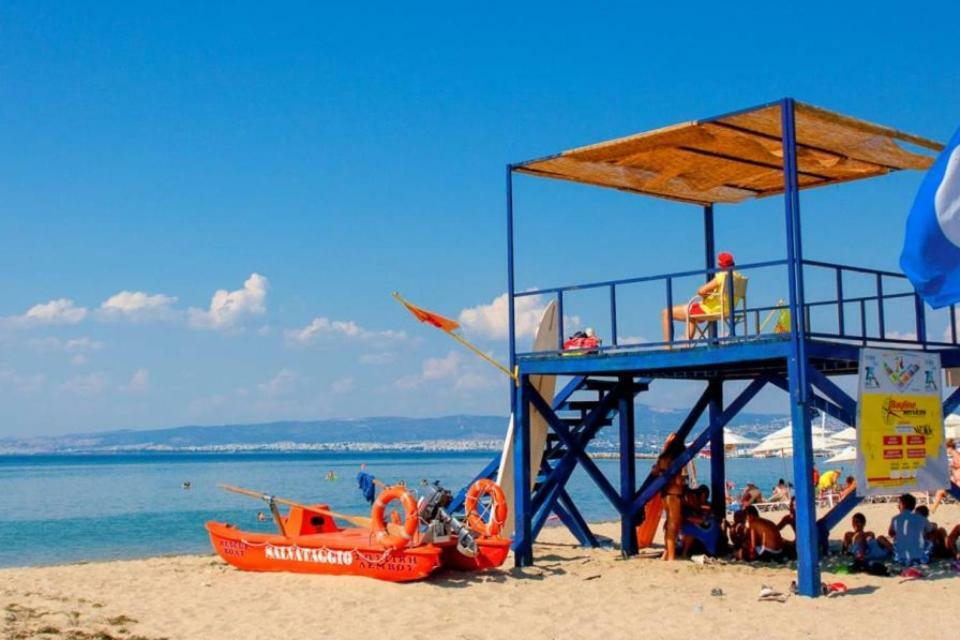 Apartment By The Beach Néoi Epivátai Ngoại thất bức ảnh